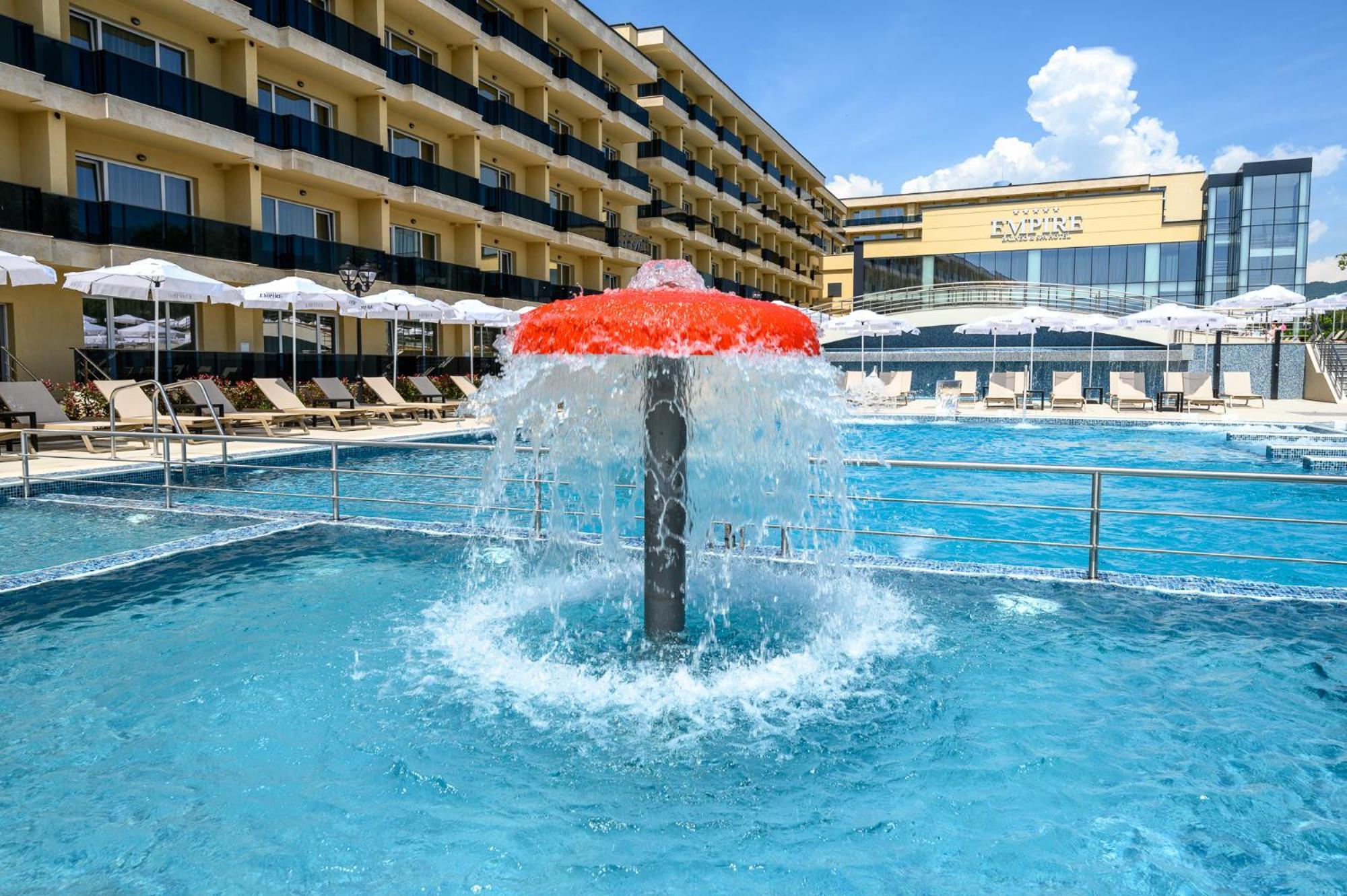 Empire Balneo & Spa Hotel Hiszarja Kültér fotó