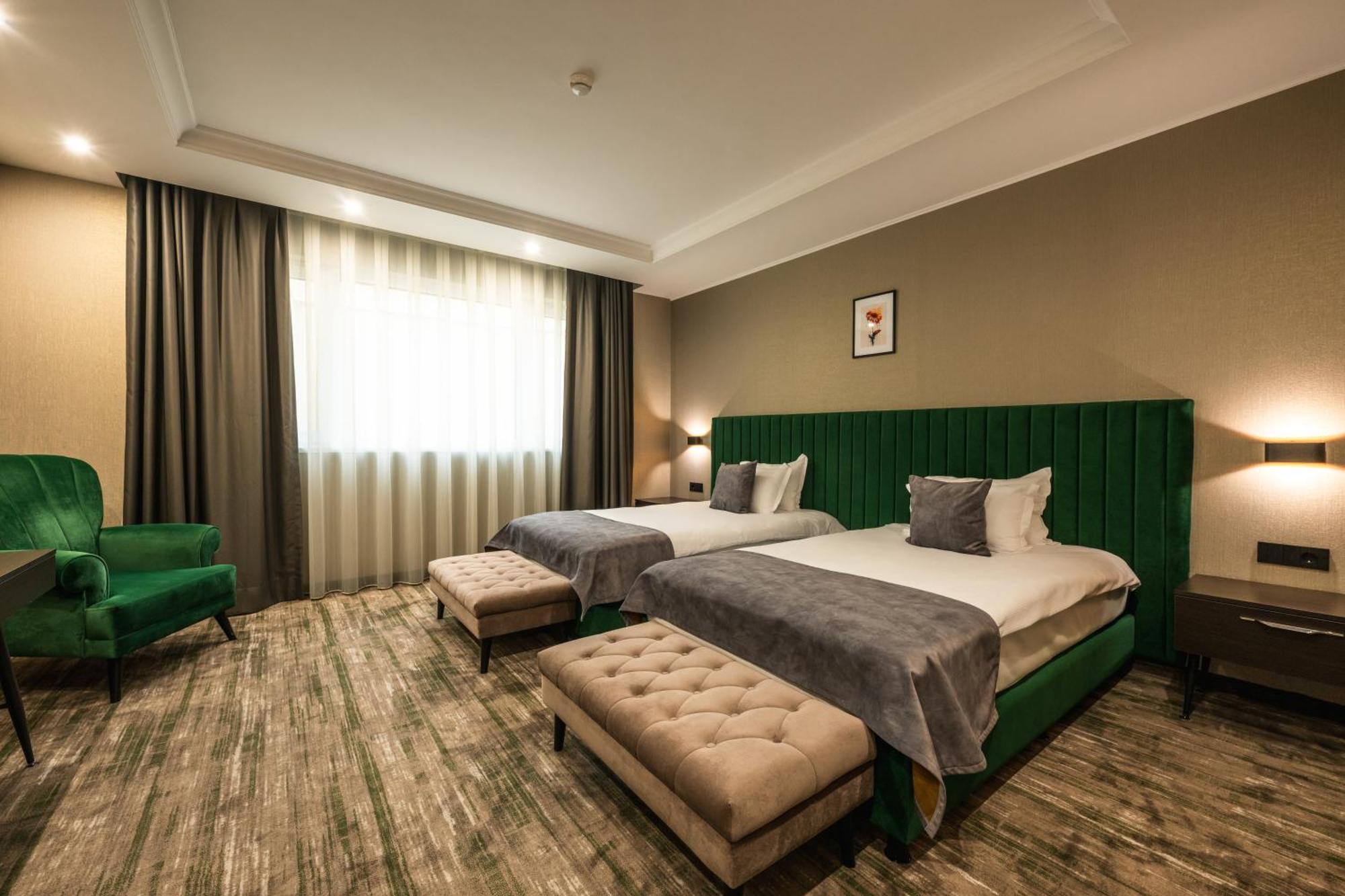 Empire Balneo & Spa Hotel Hiszarja Kültér fotó